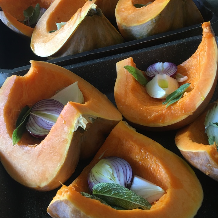 how to roast squash with sage and onion